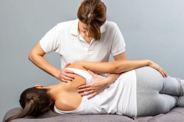 terapia manualna bólu pleców